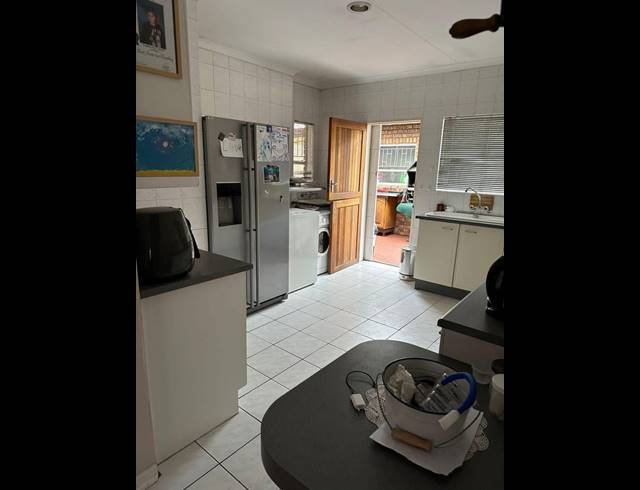 3 BEDROOM PROPERTY TO RENT IN THREE RIVERS